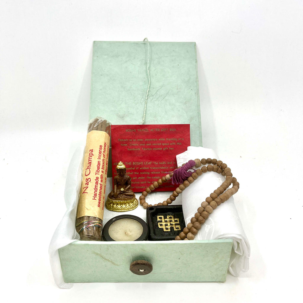 Bodhi Leaf (Sage Green) Travel Altar Box