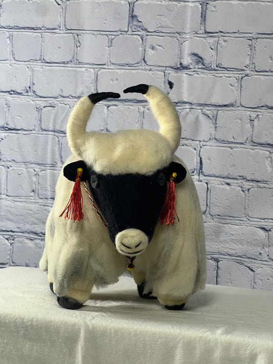 Large Felt Yaks - White